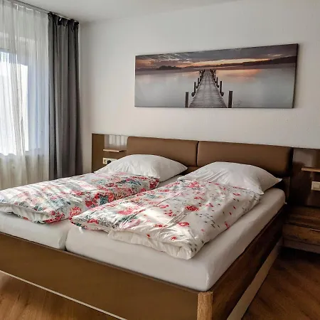 Apartment Cozy With Parking Garage Near Outlet *