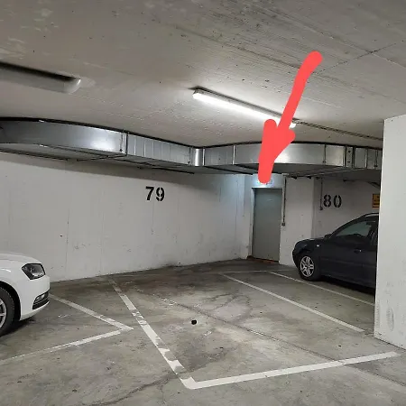 Apartment Cozy With Parking Garage Near Outlet *