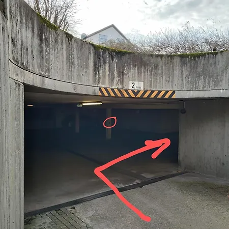 Cozy With Parking Garage Near Outlet Metzingen (Tubingen)