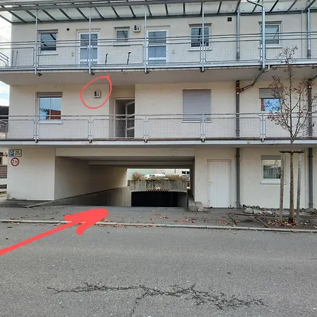 Apartment Cozy With Parking Garage Near Outlet *